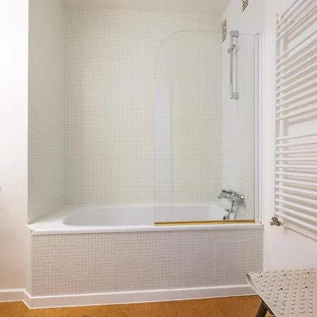 Lecomte - The Shoreline Getaway 182