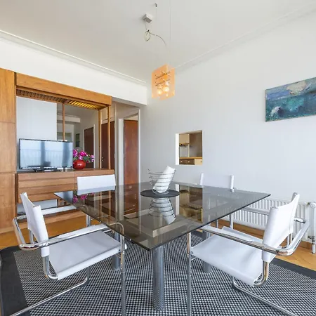 Lecomte - The Shoreline Getaway 182 アパート